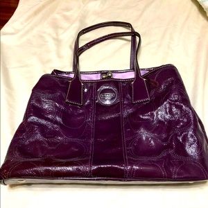 Purple coach shoulder bag like new
